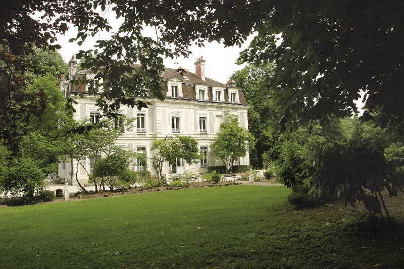 Chateau De La Dame Blanche - Logis Geneuille ภายนอก รูปภาพ